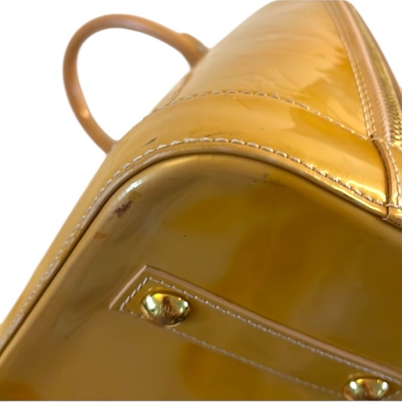 Louis Vuitton Yellow Vernis Alma Women’s Handbag - Picture 9 of 11